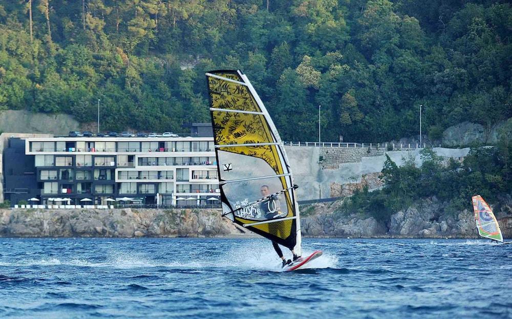 Boutique & Design Hotel Navis - Small Luxury Hotels Of The World Opatija Exteriör bild Windsurfer in the Gulf of Riga