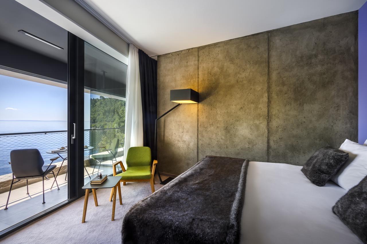 Boutique & Design Hotel Navis - Small Luxury Hotels Of The World Opatija Exteriör bild